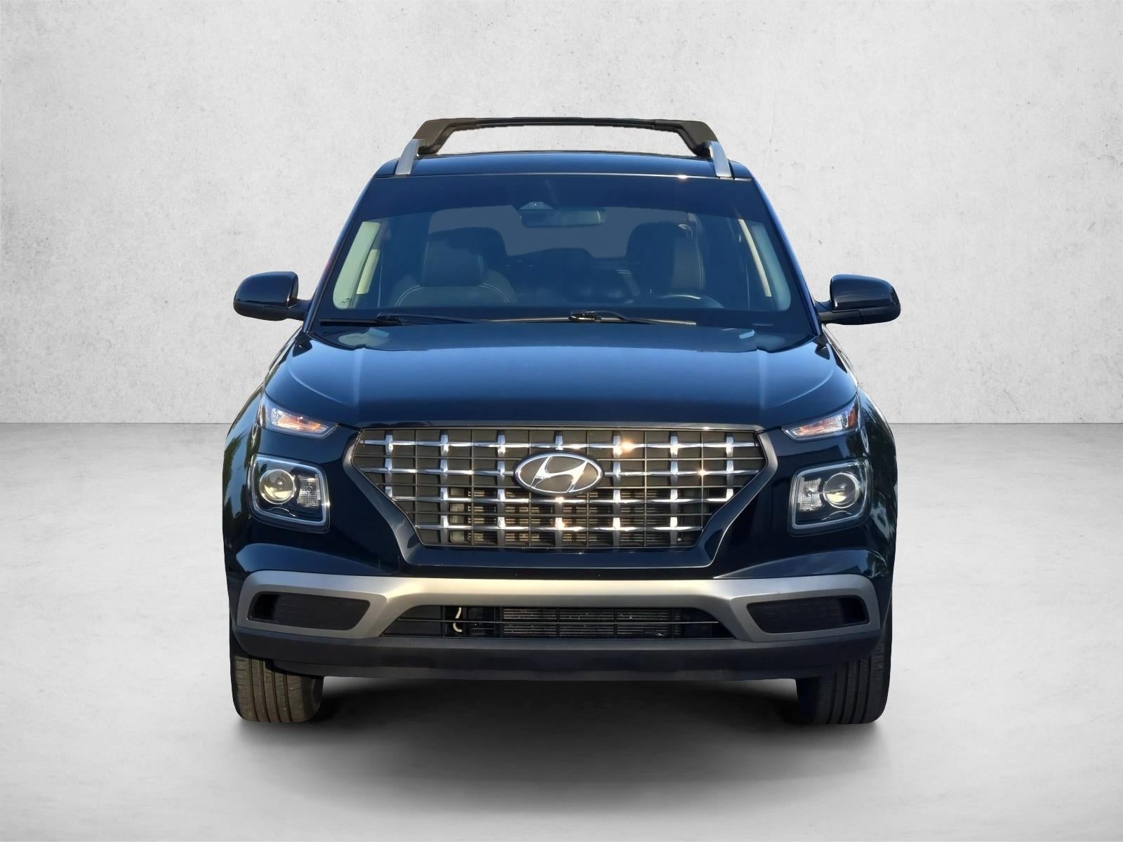 2023 Hyundai VENUE SEL IVT