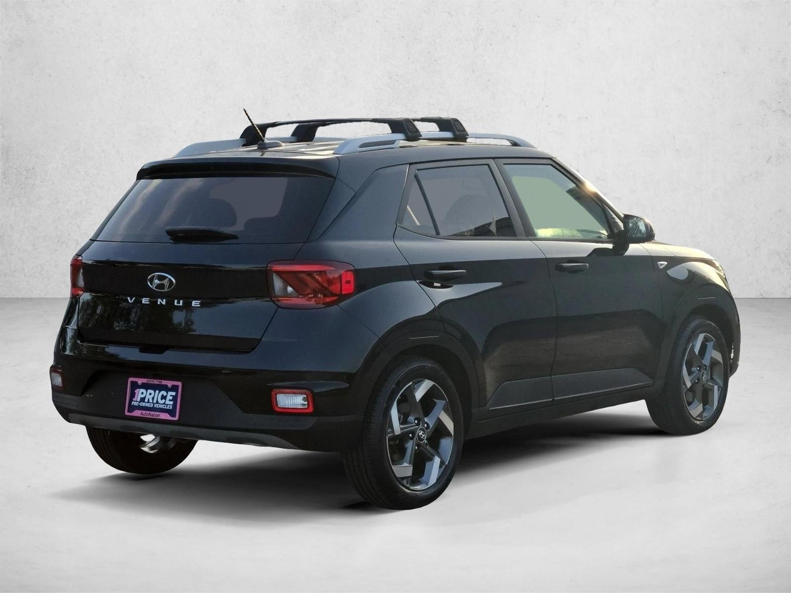 2023 Hyundai VENUE SEL IVT