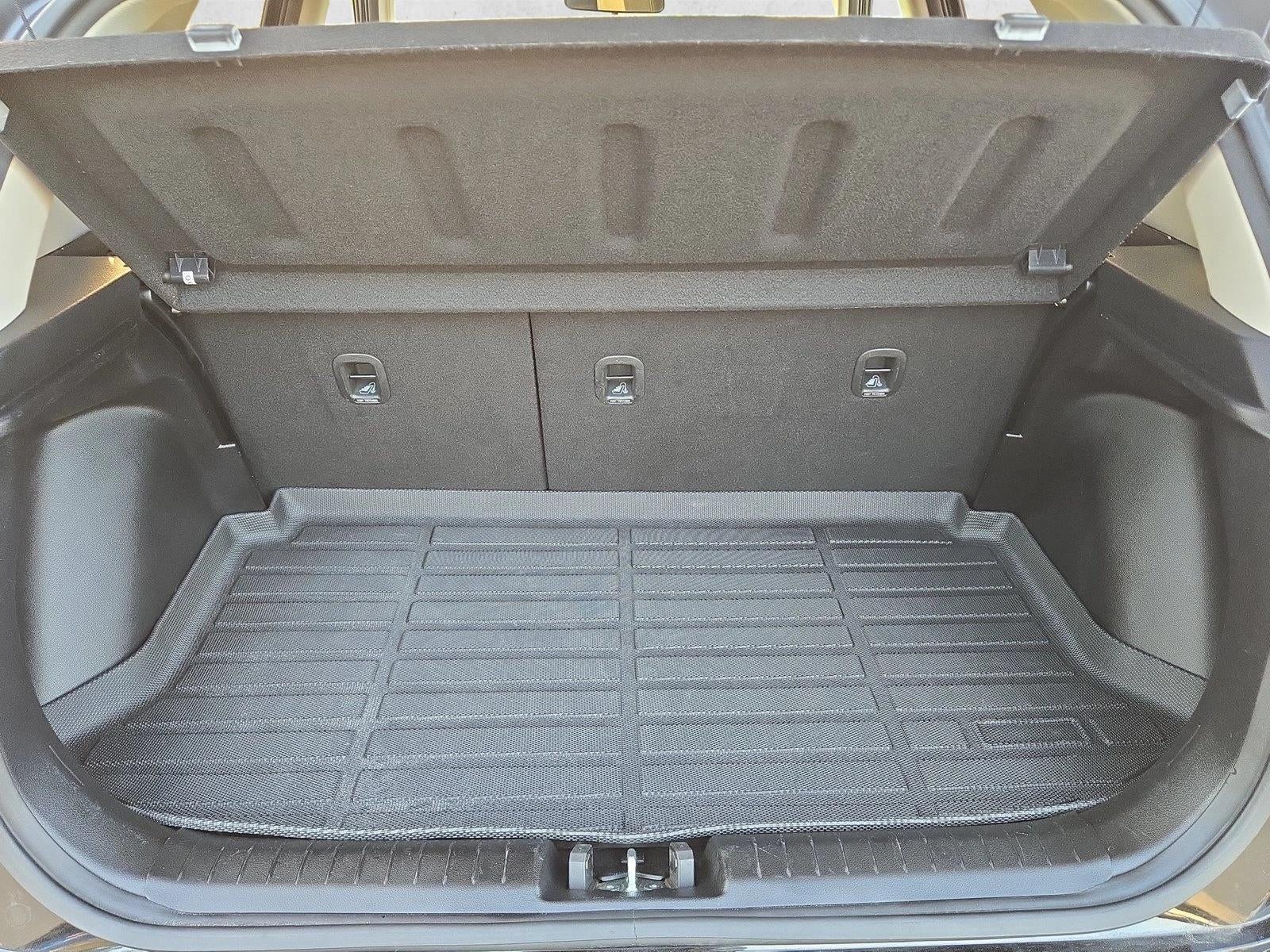2023 Hyundai VENUE SEL IVT