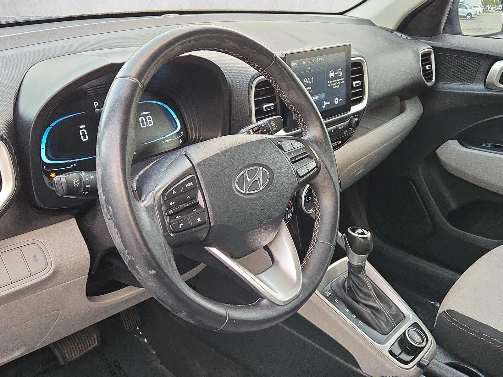 2023 Hyundai VENUE SEL IVT