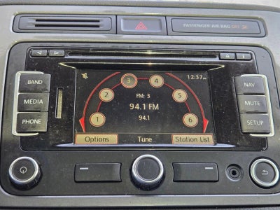 2013 Volkswagen Tiguan 2WD 4dr Auto S