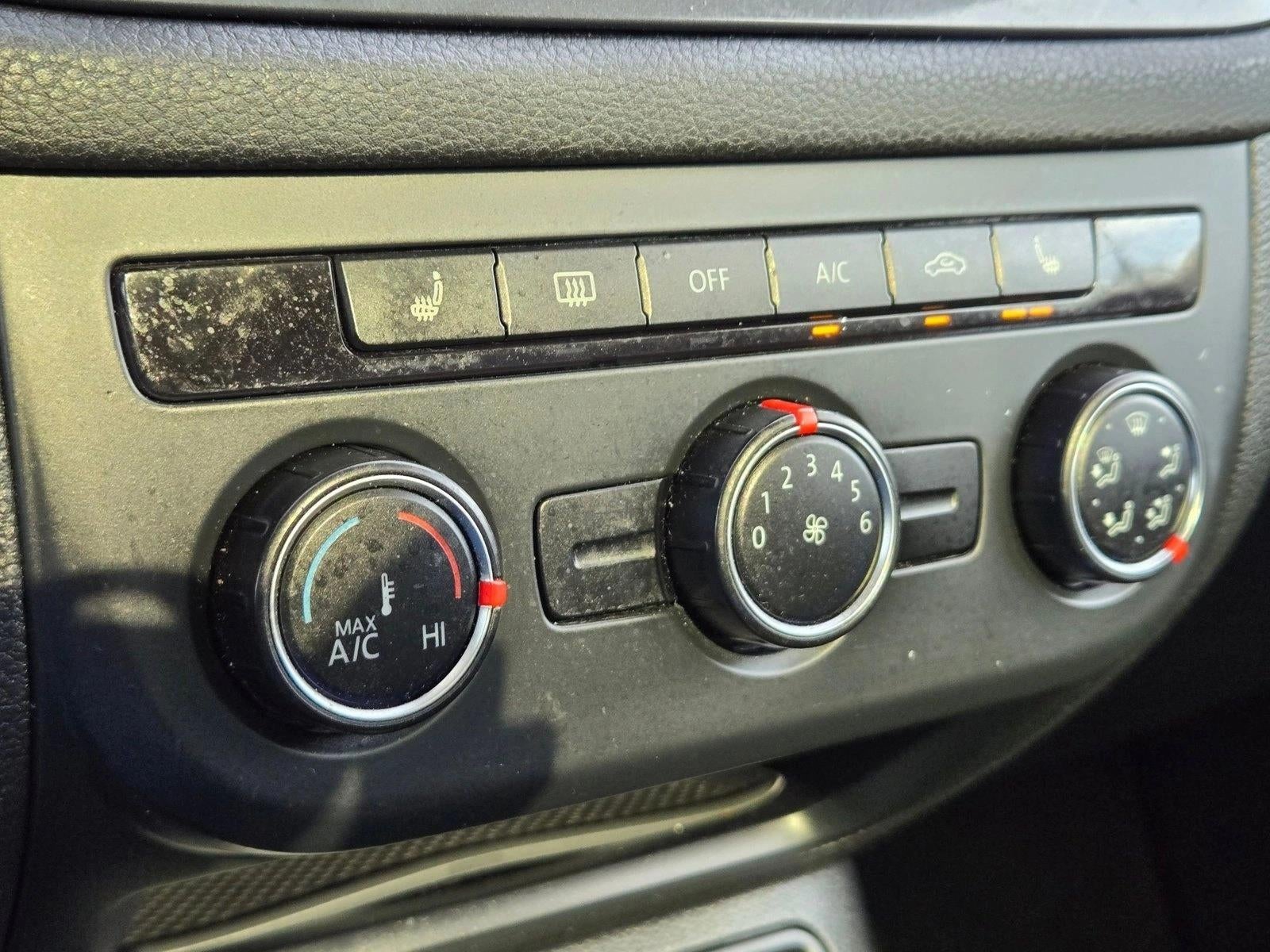 2013 Volkswagen Tiguan 2WD 4dr Auto S