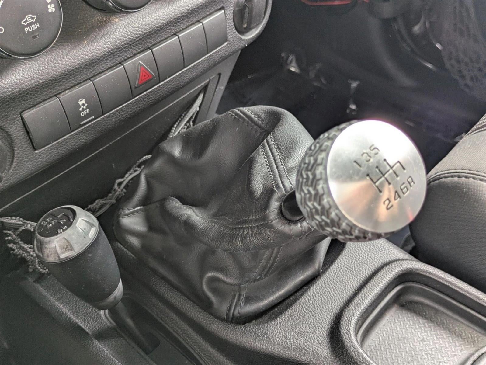 2012 Jeep Wrangler 4WD 2dr Sport