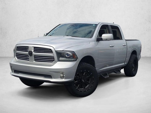 2014 RAM 1500 4WD Crew Cab 5.7 Ft Box Sport