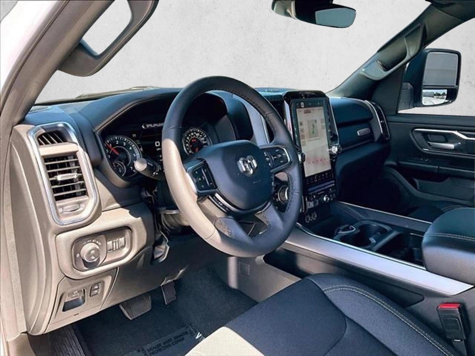 2025 RAM 1500 Big Horn 4x4 Crew Cab 5'7" Box