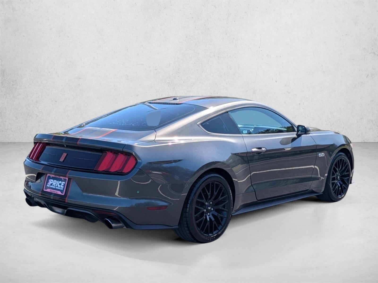 2017 Ford Mustang GT Premium Fastback