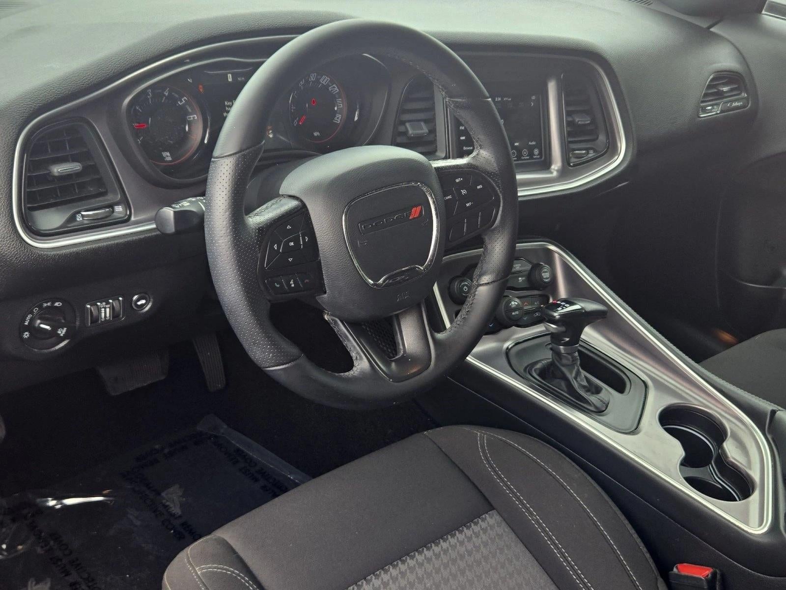 2020 Dodge Challenger SXT RWD