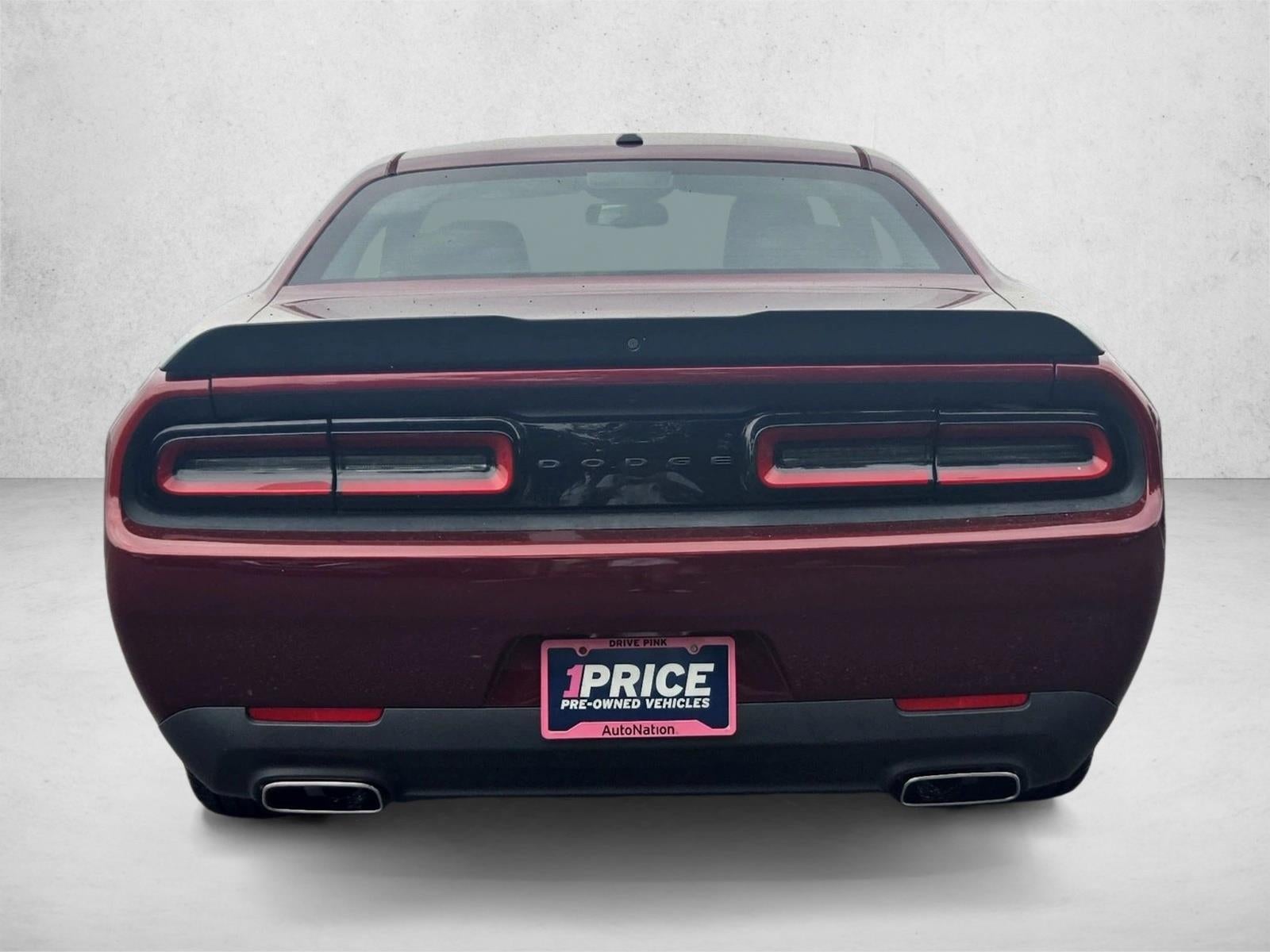2020 Dodge Challenger SXT RWD