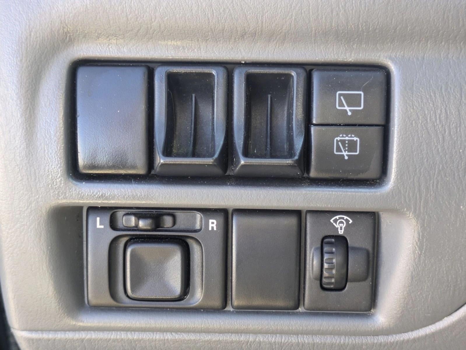 2004 Chevrolet Tracker LT