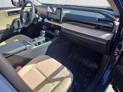 2026 Toyota RAV4 XLE Premium FWD (Natl)