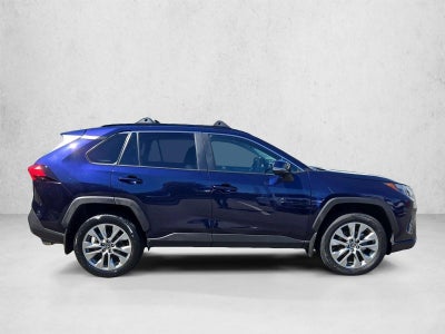2025 Toyota RAV4 XLE Premium FWD (Natl)
