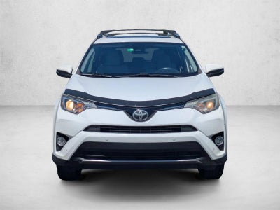 2017 Toyota RAV4 XLE FWD (GS)