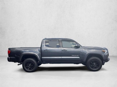 2022 Toyota Tacoma 2WD 2WD SR5 Double Cab 5' Bed V6 AT (GS)