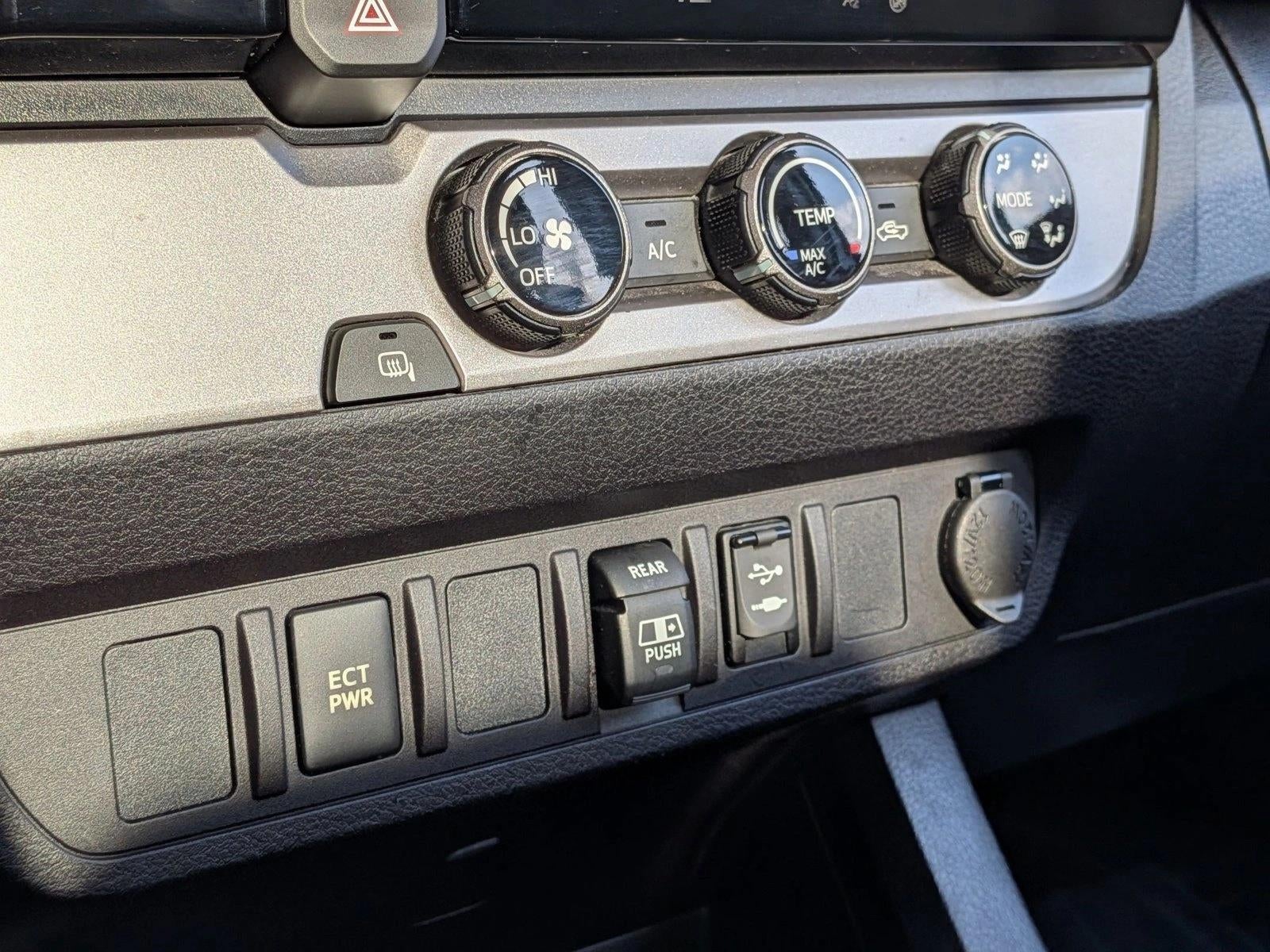 2018 Toyota Tacoma SR5 Double Cab 5' Bed V6 4x2 AT (GS)