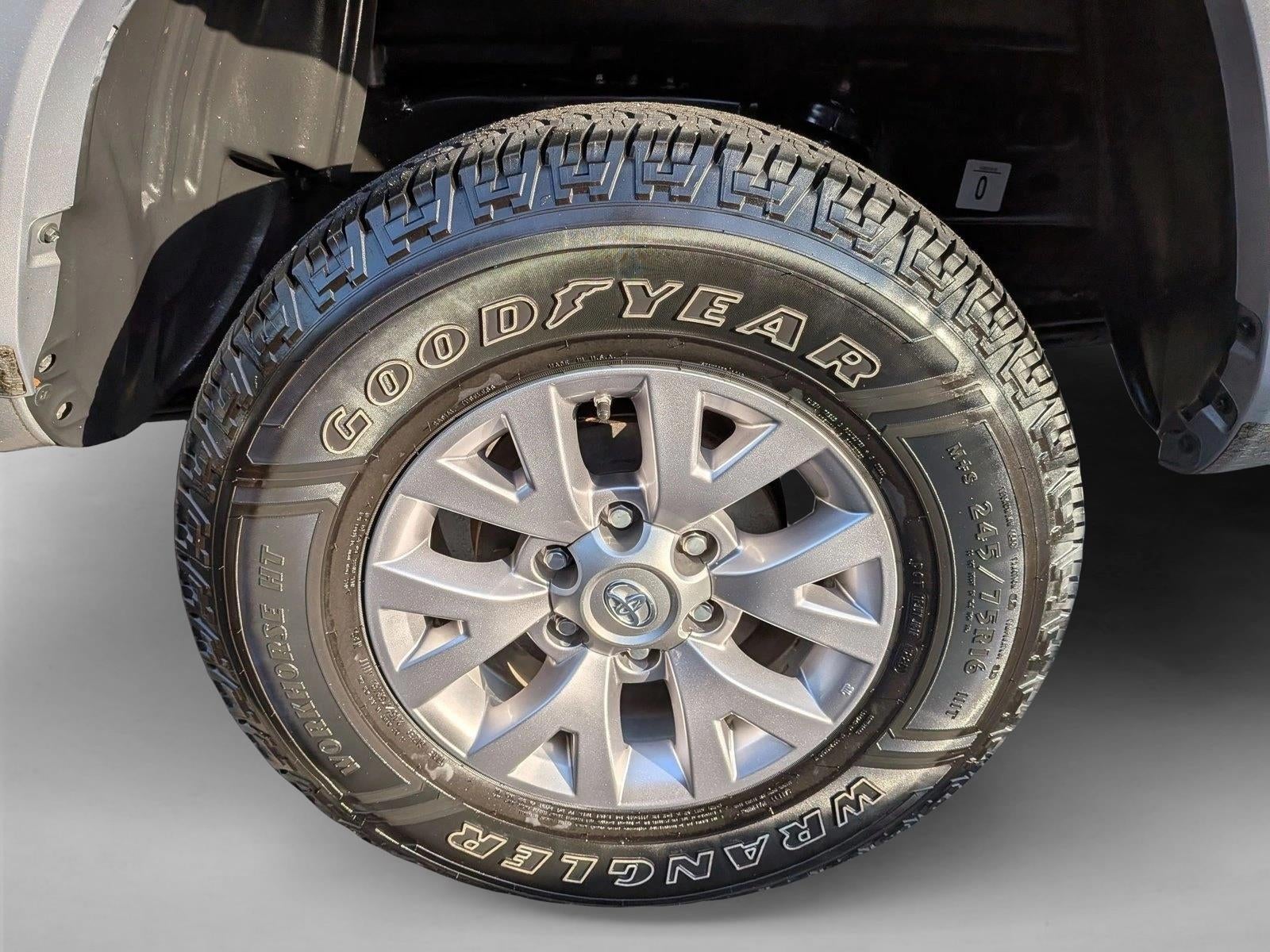 2018 Toyota Tacoma SR5 Double Cab 5' Bed V6 4x2 AT (GS)