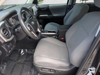 2022 Toyota Tacoma 4WD 4WD SR5 Double Cab 5' Bed V6 AT (Natl)