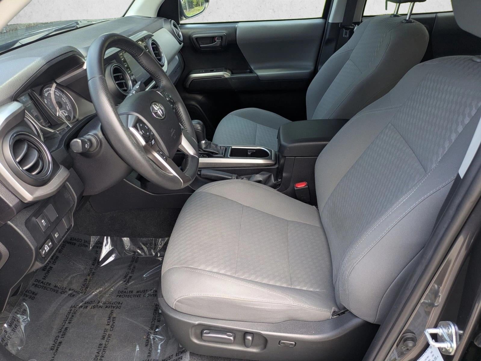 2022 Toyota Tacoma 4WD 4WD SR5 Double Cab 5' Bed V6 AT (Natl)