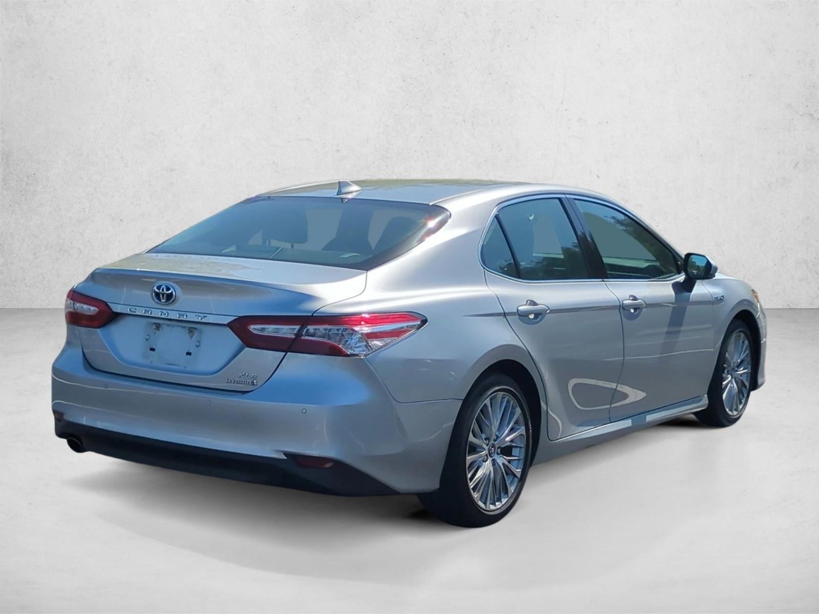 2018 Toyota Camry Hybrid XLE CVT (Natl)