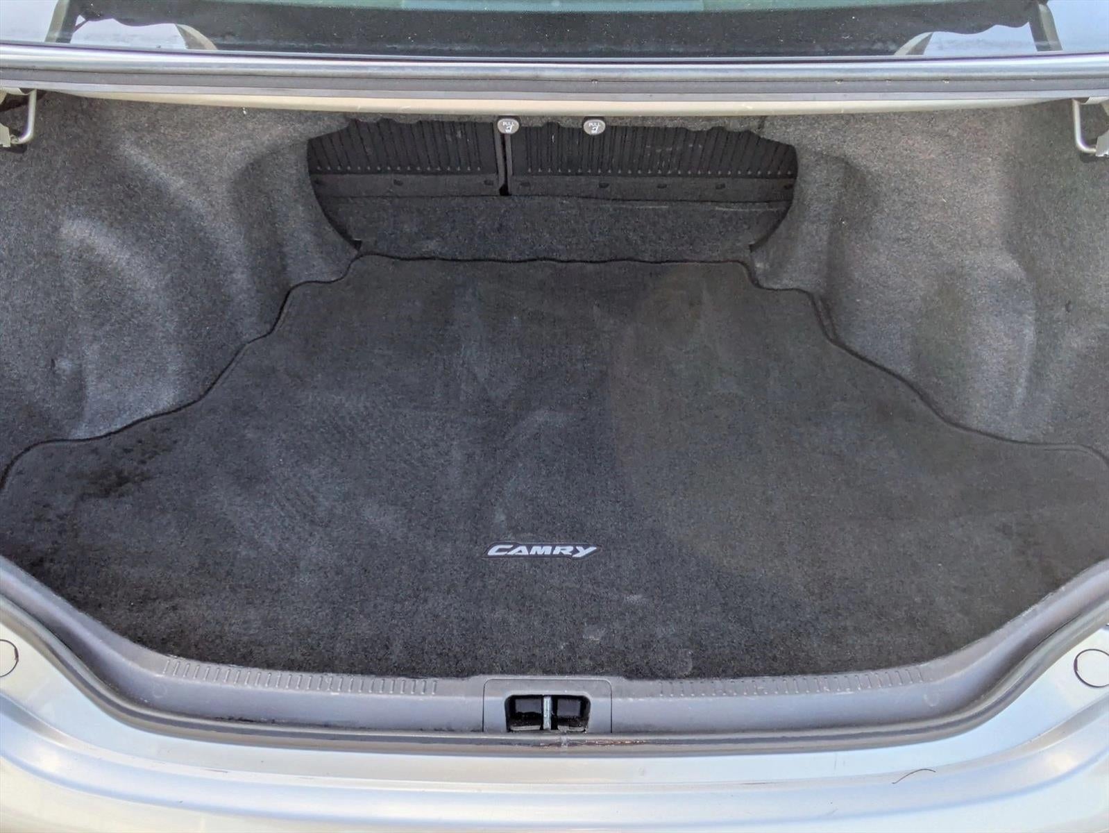 2012 Toyota Camry 4dr Sdn I4 Auto SE (Natl)