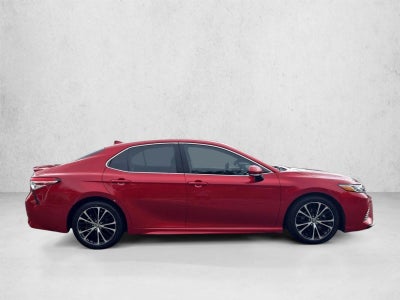 2020 Toyota Camry SE Auto AWD (Natl)