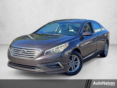 2015 Hyundai SONATA 4dr Sdn 2.4L SE
