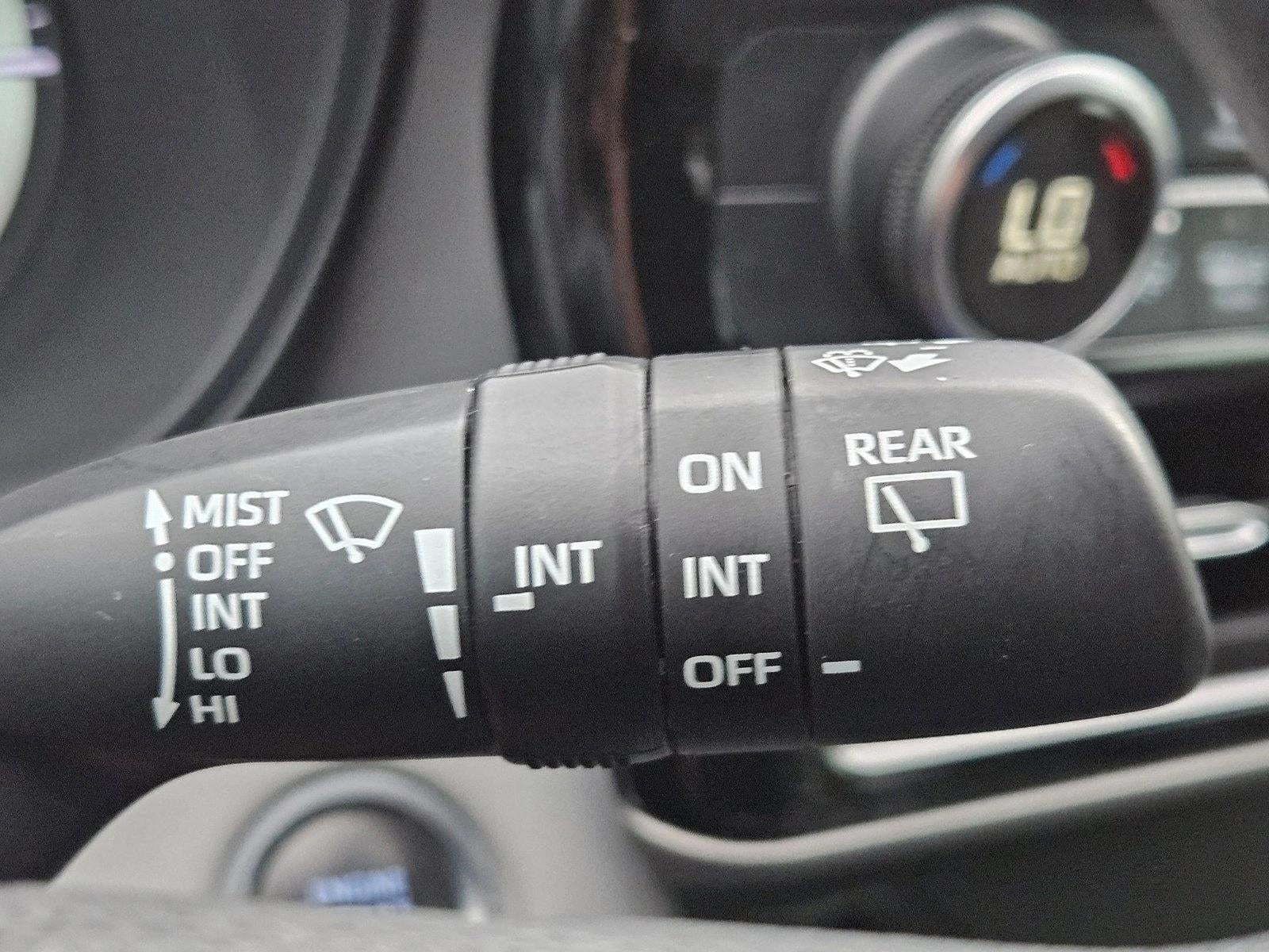 2021 Toyota Highlander L FWD (Natl)