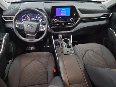 2024 Toyota Highlander LE FWD (Natl)