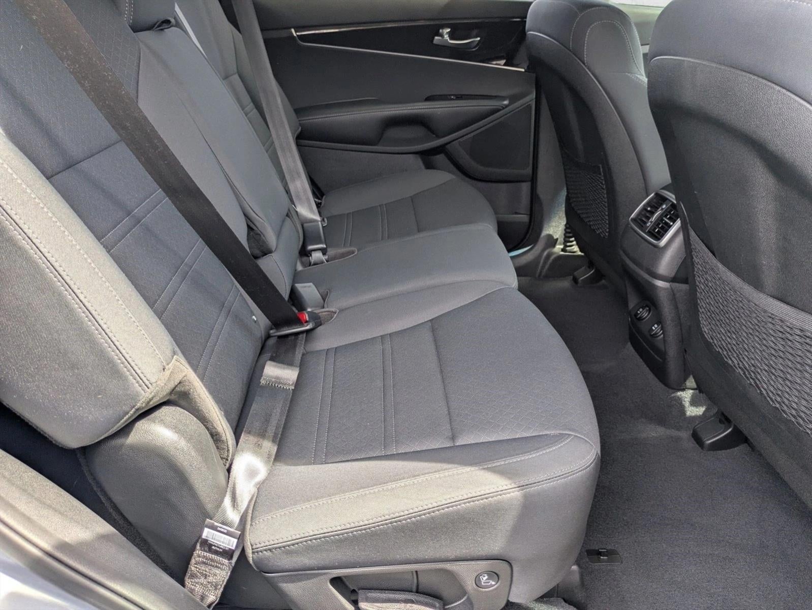 2020 Kia Sorento S V6 FWD