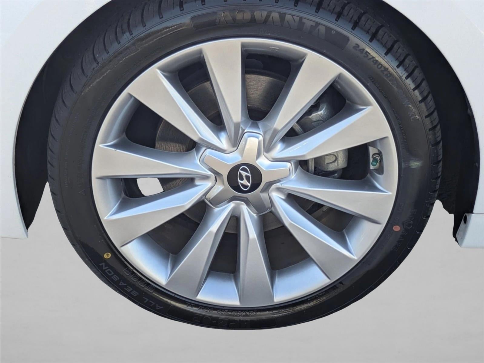 2017 Hyundai AZERA Limited 3.3L