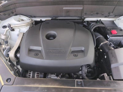 2021 Volvo XC90 T5 FWD Momentum 7P