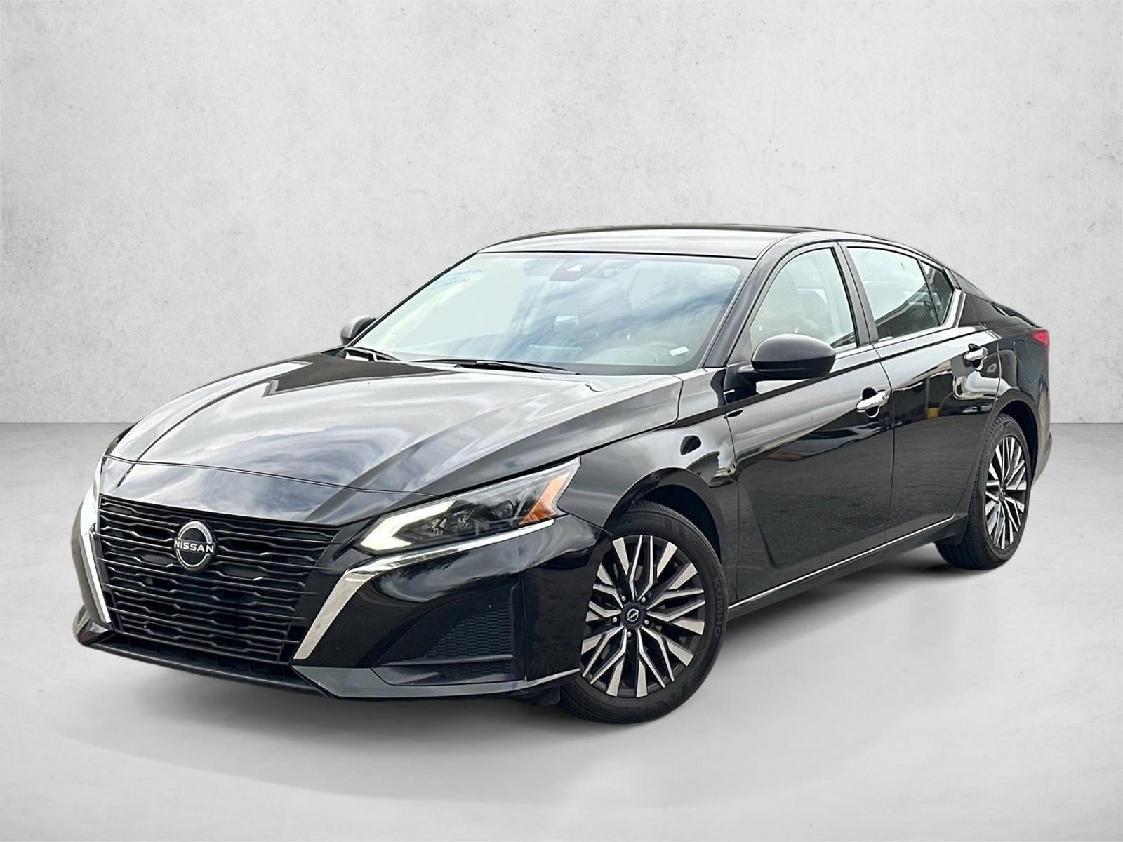 2024 Nissan Altima 2.5 SV Sedan