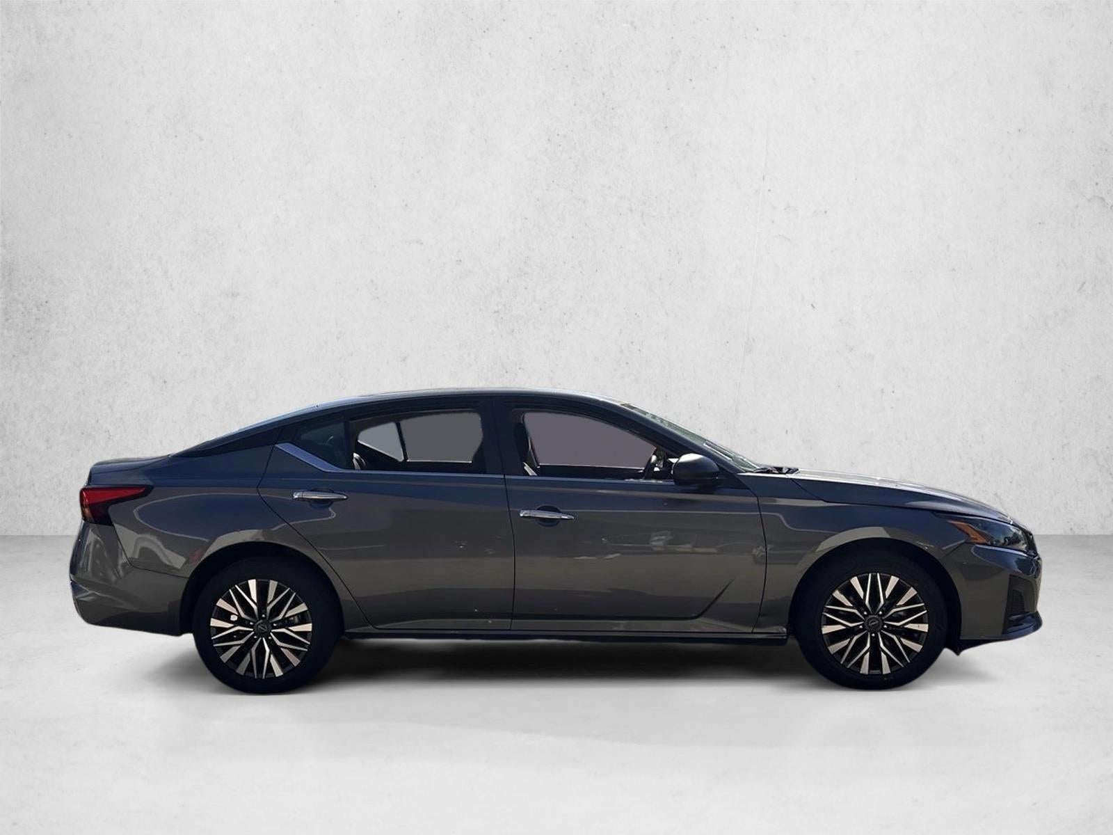 2024 Nissan Altima 2.5 SV AWD Sedan