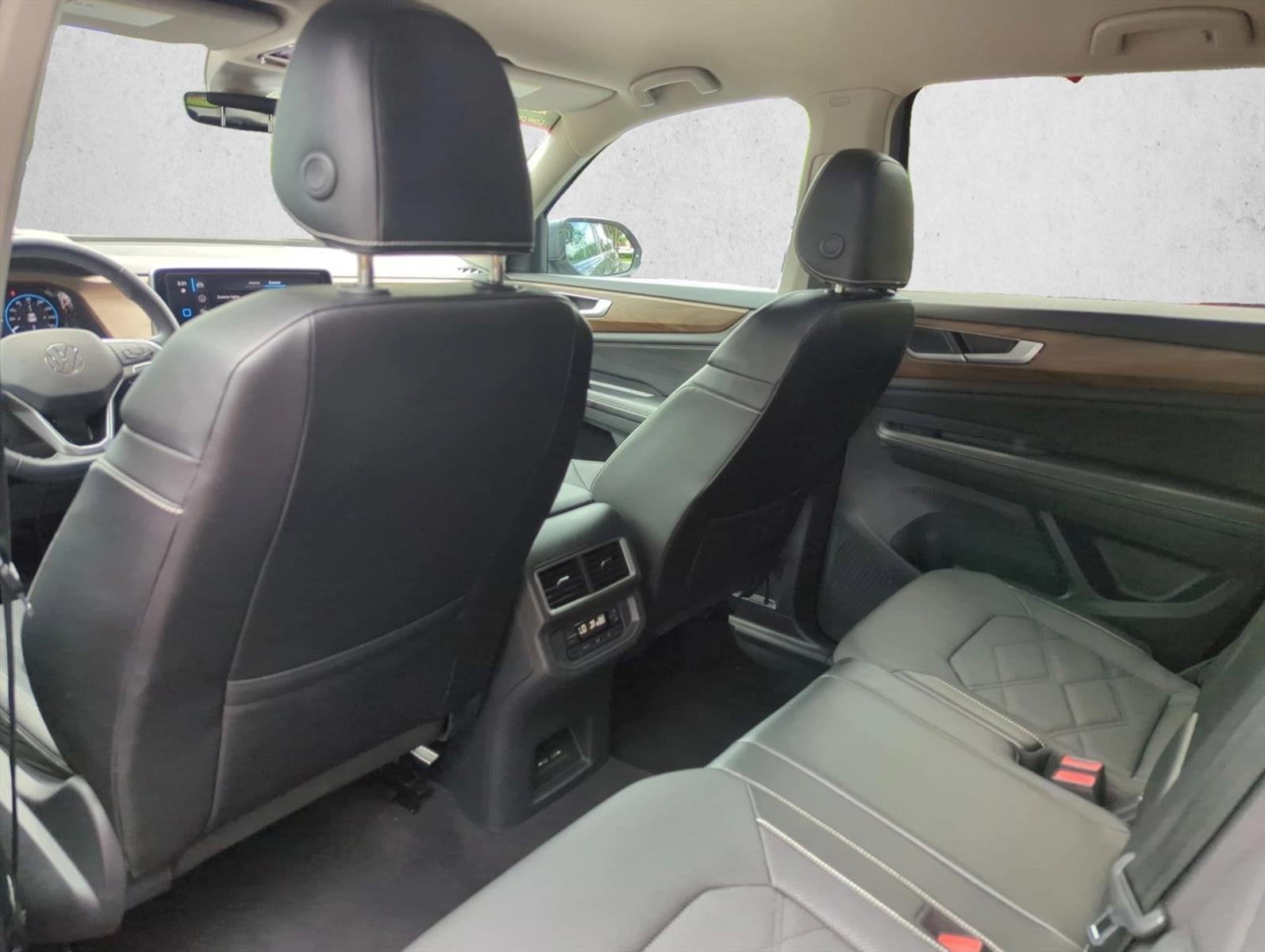 2024 Volkswagen Atlas 2.0T SE FWD