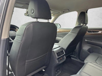 2025 Volkswagen Atlas 2.0T SE w/Technology FWD