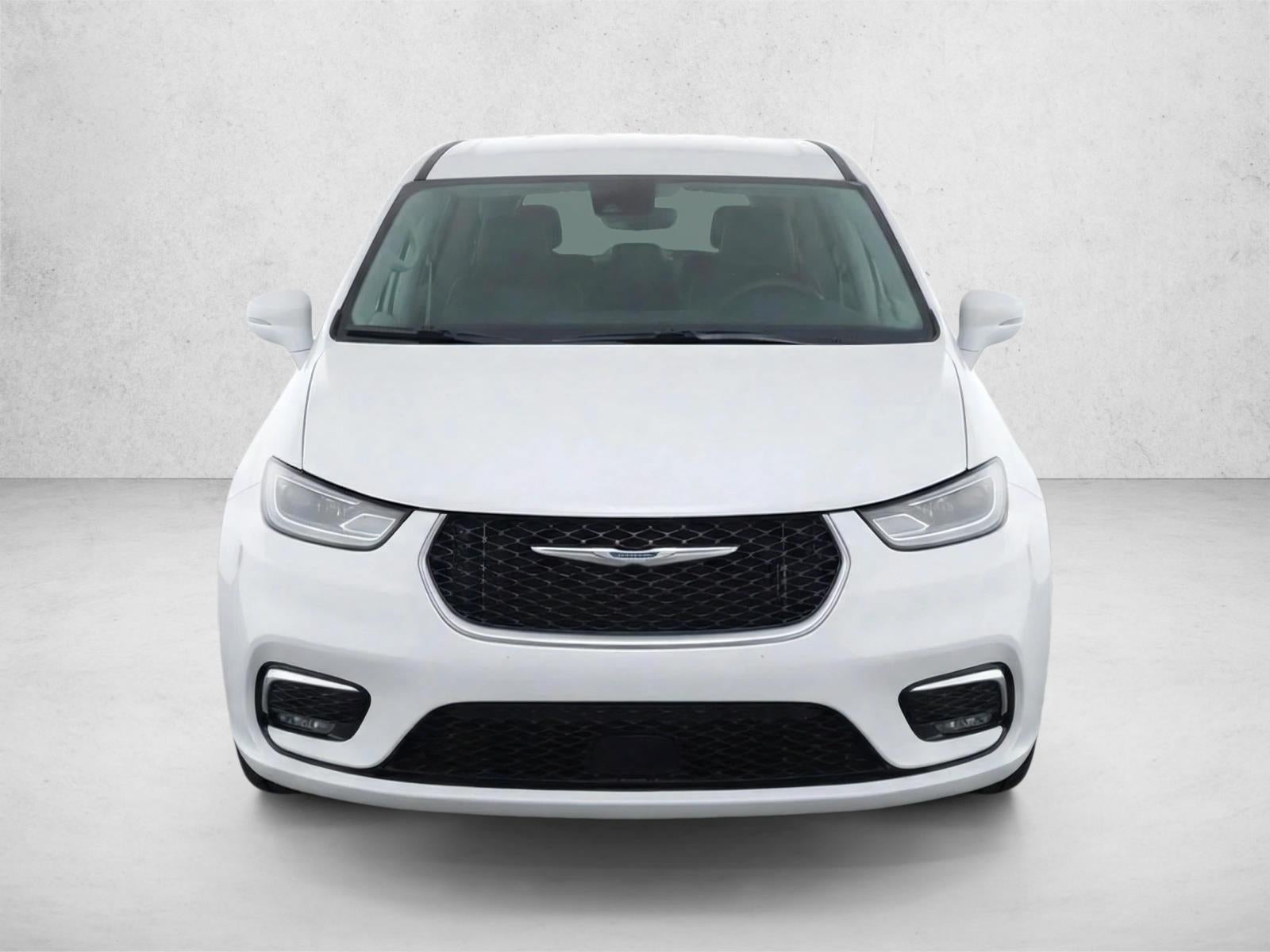 2022 Chrysler Pacifica Hybrid Touring L FWD