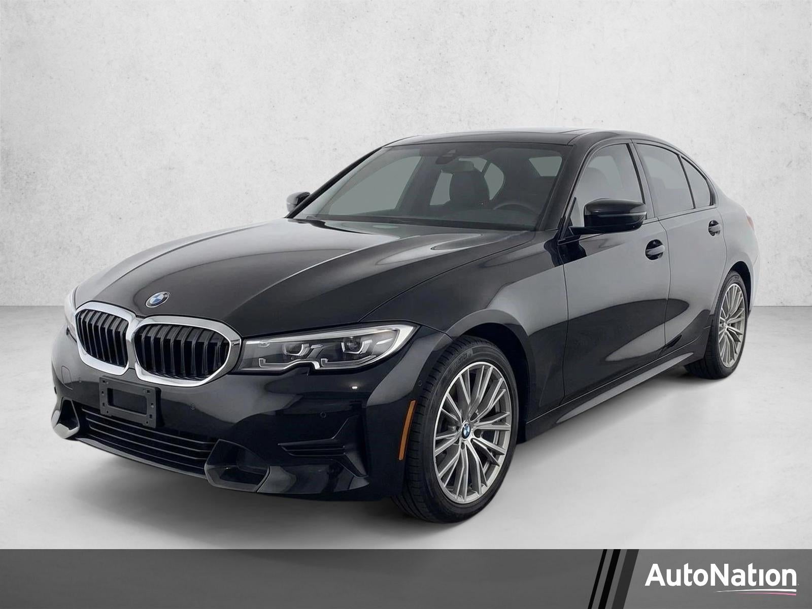 2023 BMW 330i Sedan