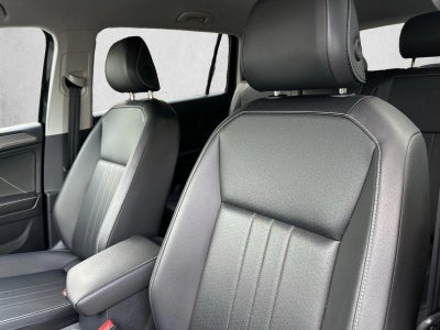 2024 Volkswagen Tiguan 2.0T SE FWD