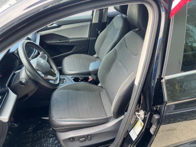 2022 Volkswagen Taos SE FWD