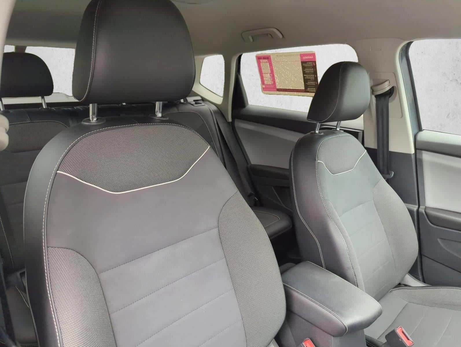 2023 Volkswagen Taos SE FWD