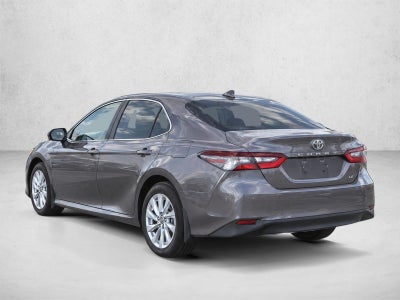 2024 Toyota Camry LE Auto (SE)