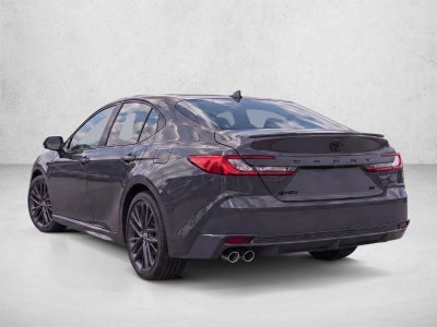 2025 Toyota Camry SE (Natl)