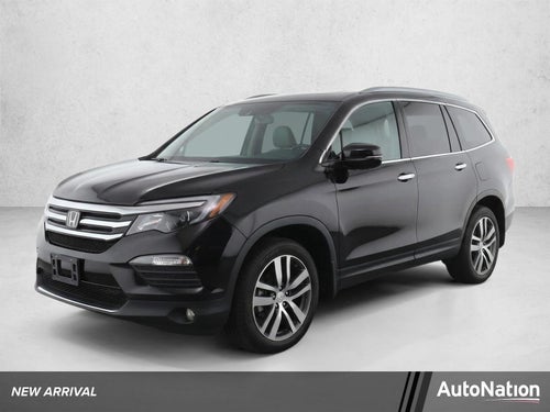 2016 Honda Pilot AWD Touring with DVD Rear Entertainment System and Navigation