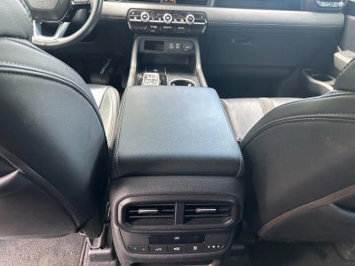 2023 Honda Pilot Touring 2WD