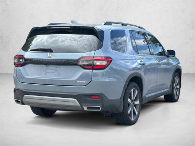 2023 Honda Pilot Touring 2WD
