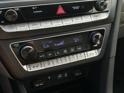 2019 Hyundai SONATA Limited 2.4L