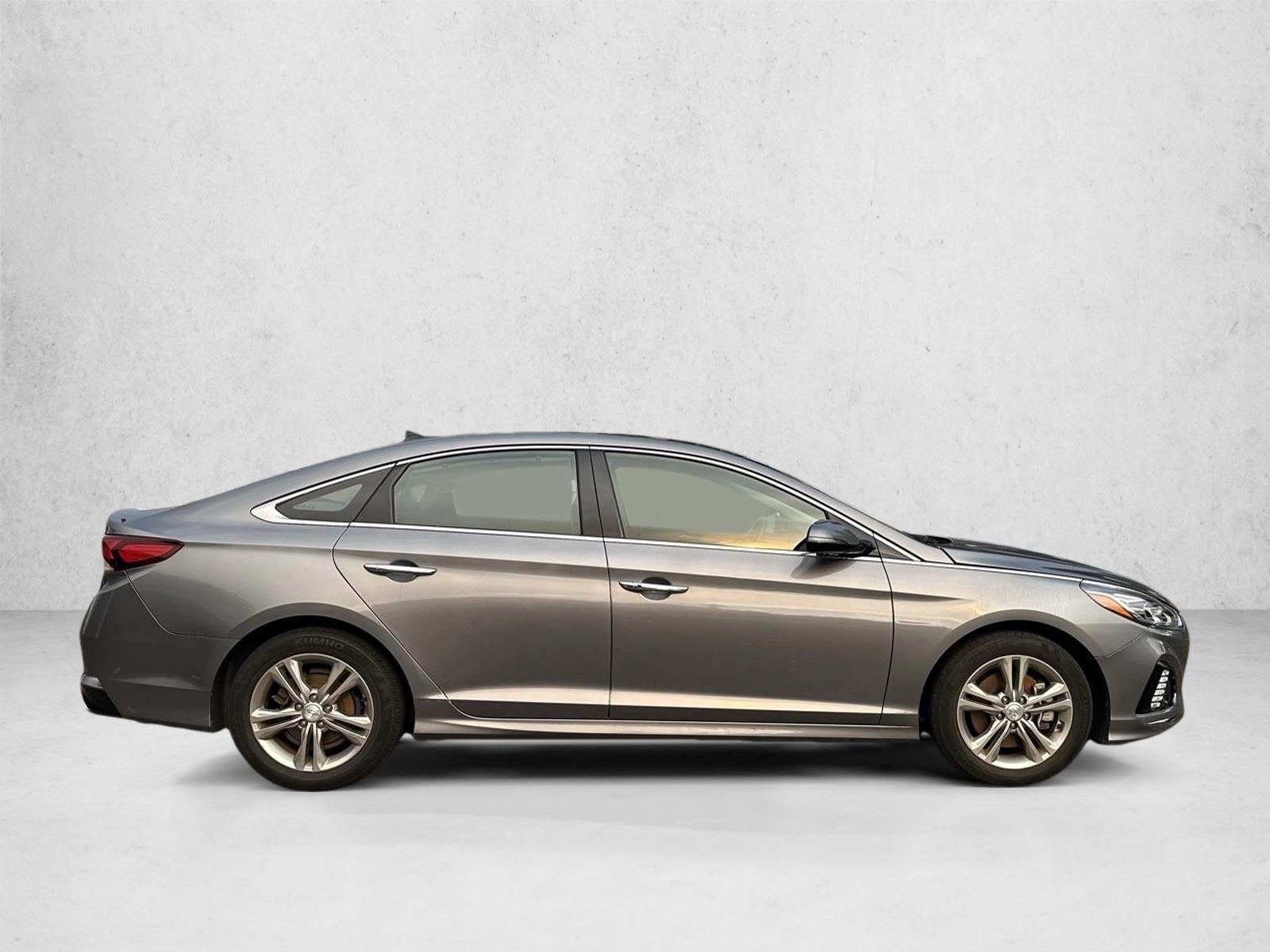 2019 Hyundai SONATA Limited 2.4L