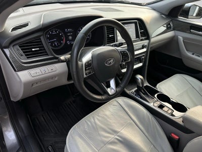 2019 Hyundai SONATA Limited 2.4L