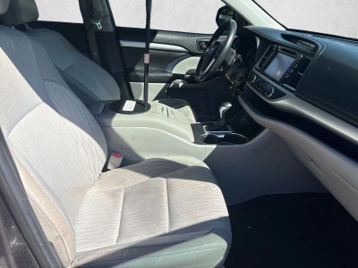 2019 Toyota Highlander LE Plus V6 FWD (SE)