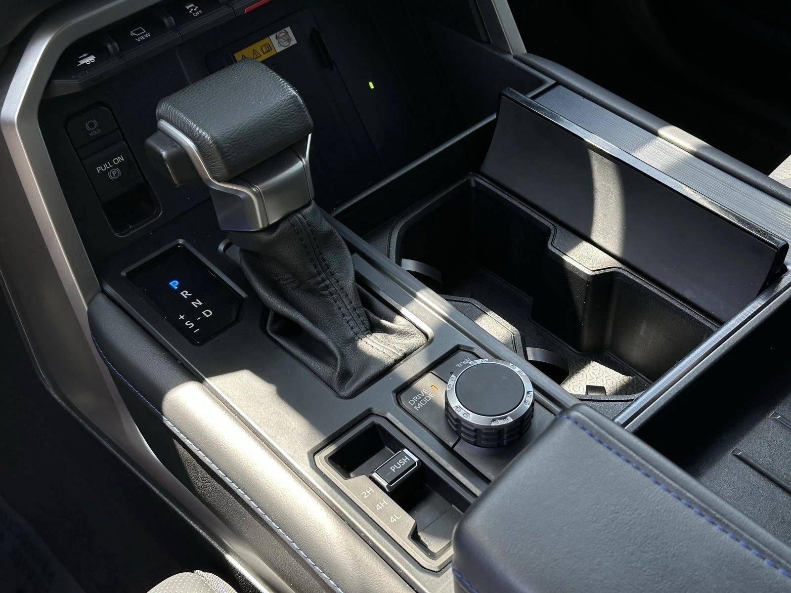 2024 Toyota Tundra 4WD 4WD Platinum Hybrid CrewMax 5.5' Bed (Natl)