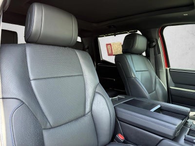 2024 Toyota Tundra 4WD 4WD Platinum Hybrid CrewMax 5.5' Bed (Natl)